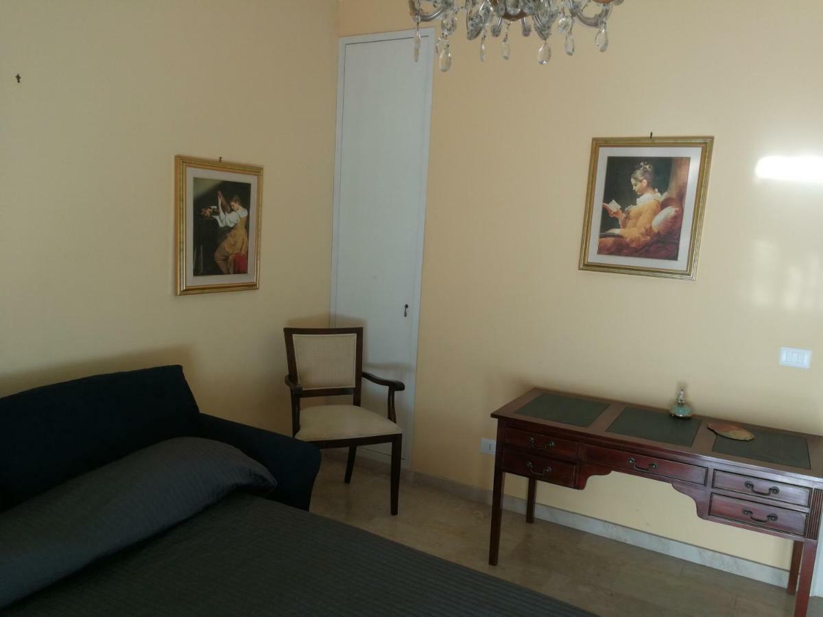 Attico Luxury Etnea Hotel Catania Esterno foto