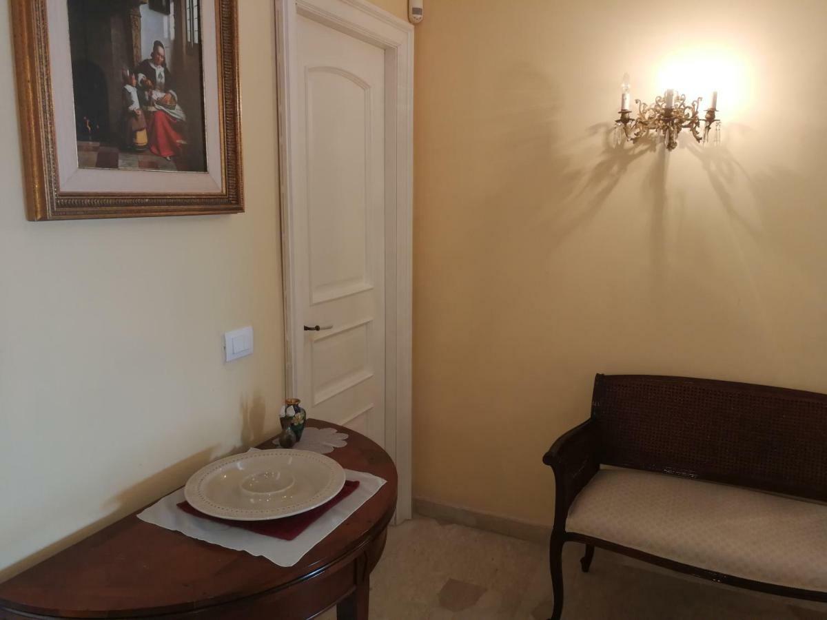 Attico Luxury Etnea Hotel Catania Esterno foto