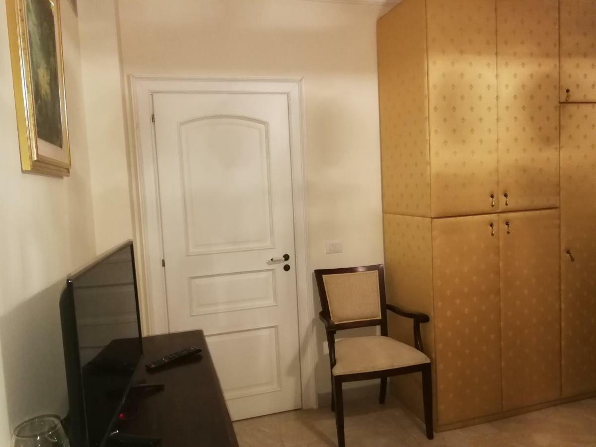 Attico Luxury Etnea Hotel Catania Esterno foto
